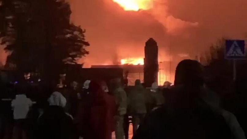 Bombe su Kiev. I droni russi dall'alto e la corruzione dal basso. Le due guerre ucraine.